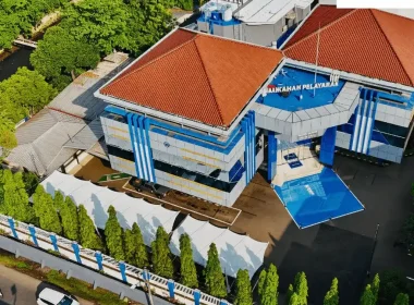 Marka jalan mahkama pelayaran DKI