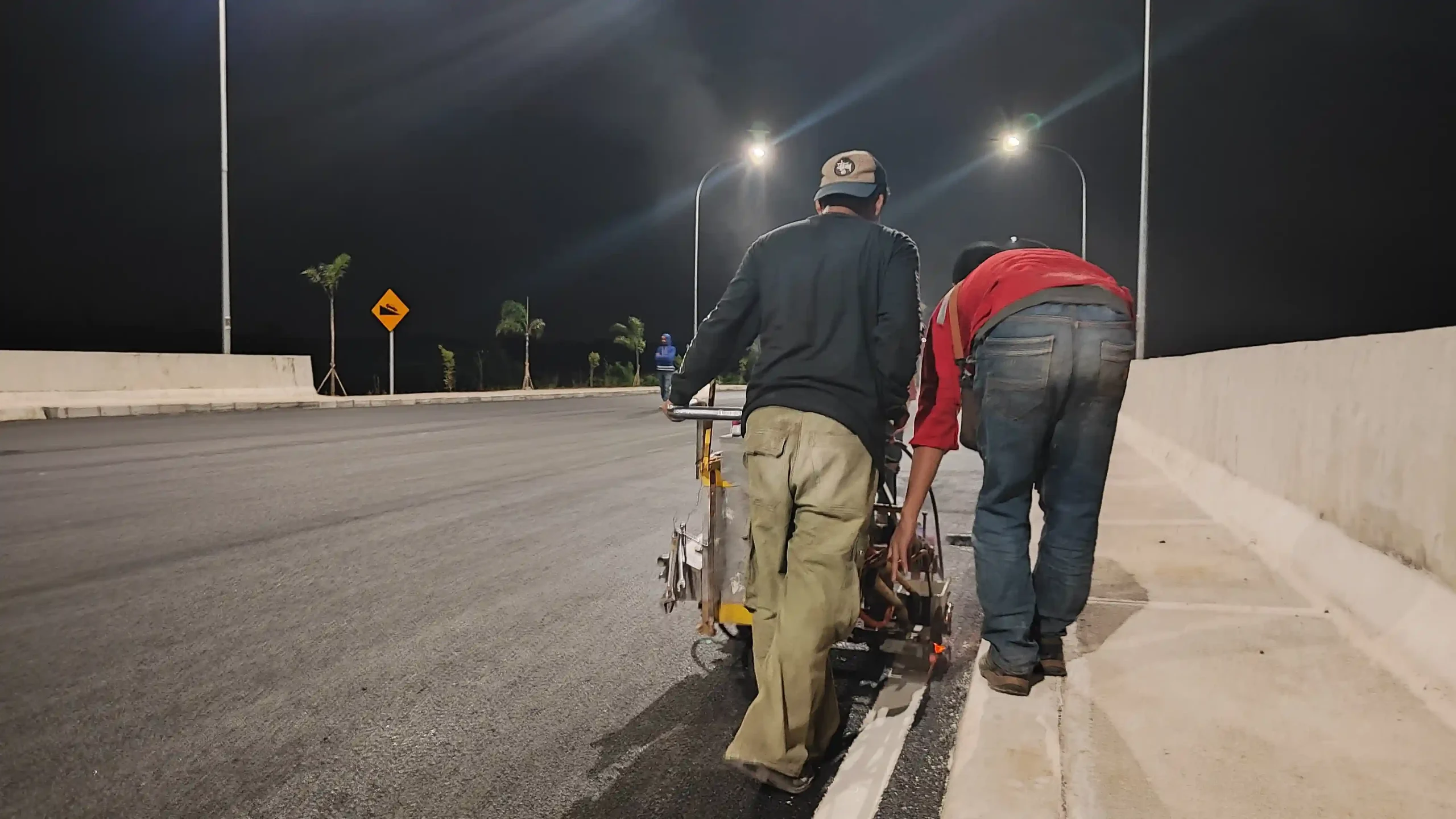 MARKA JALAN INDONESIA ! 6 Jasa Marka Jalan Indonesia